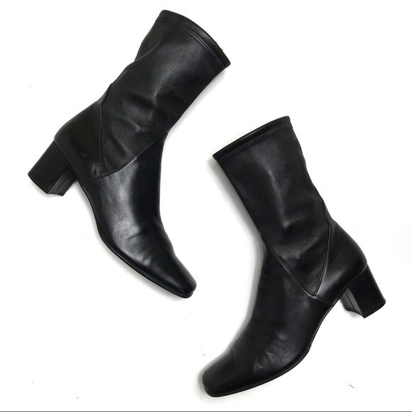 Salvatore Ferragamo Shoes - Salvatore Ferragamo Black Leather Ankle Boots